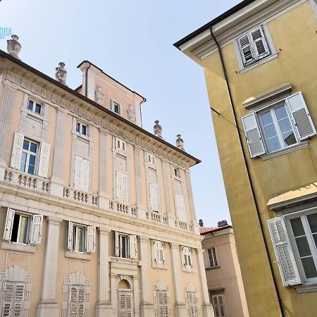 Cavana 2 Tirabora Short Rent Triest Exterior foto